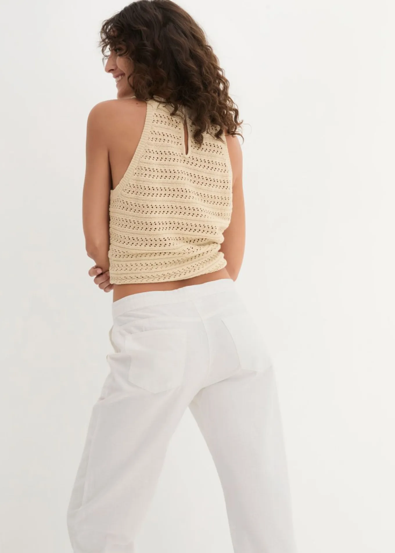 Pantalón ancho con lino