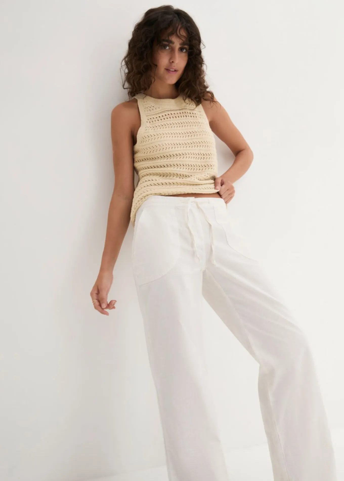 Pantalón ancho con lino