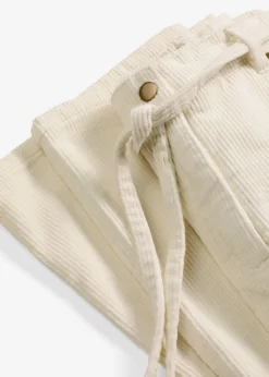 Pantalón ancho de pana con cinturón