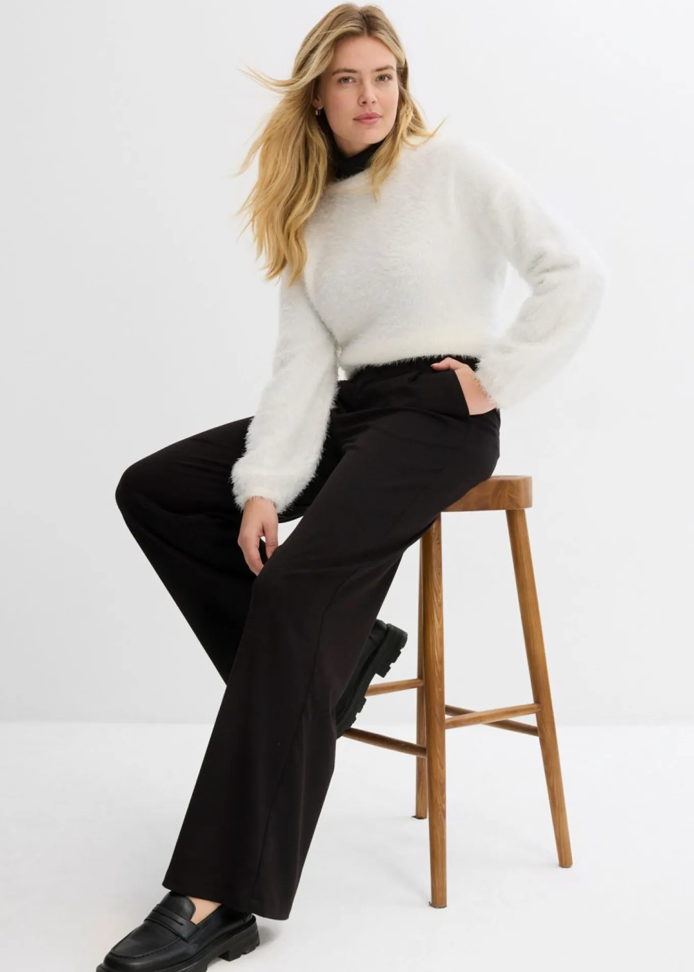 Pantalón ancho de pliegues de mezcla de viscosa