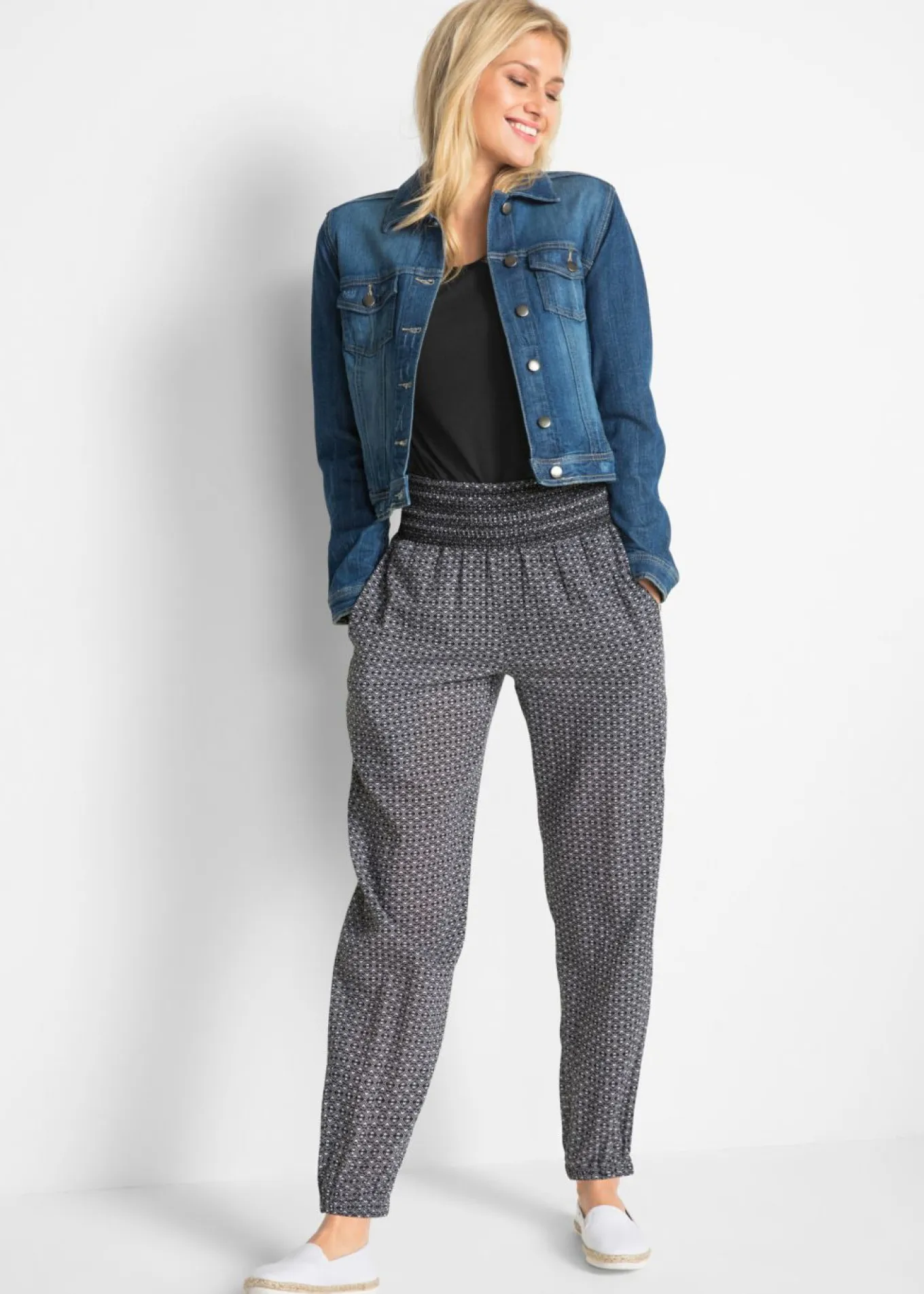 Pantalón bombacho arrugado