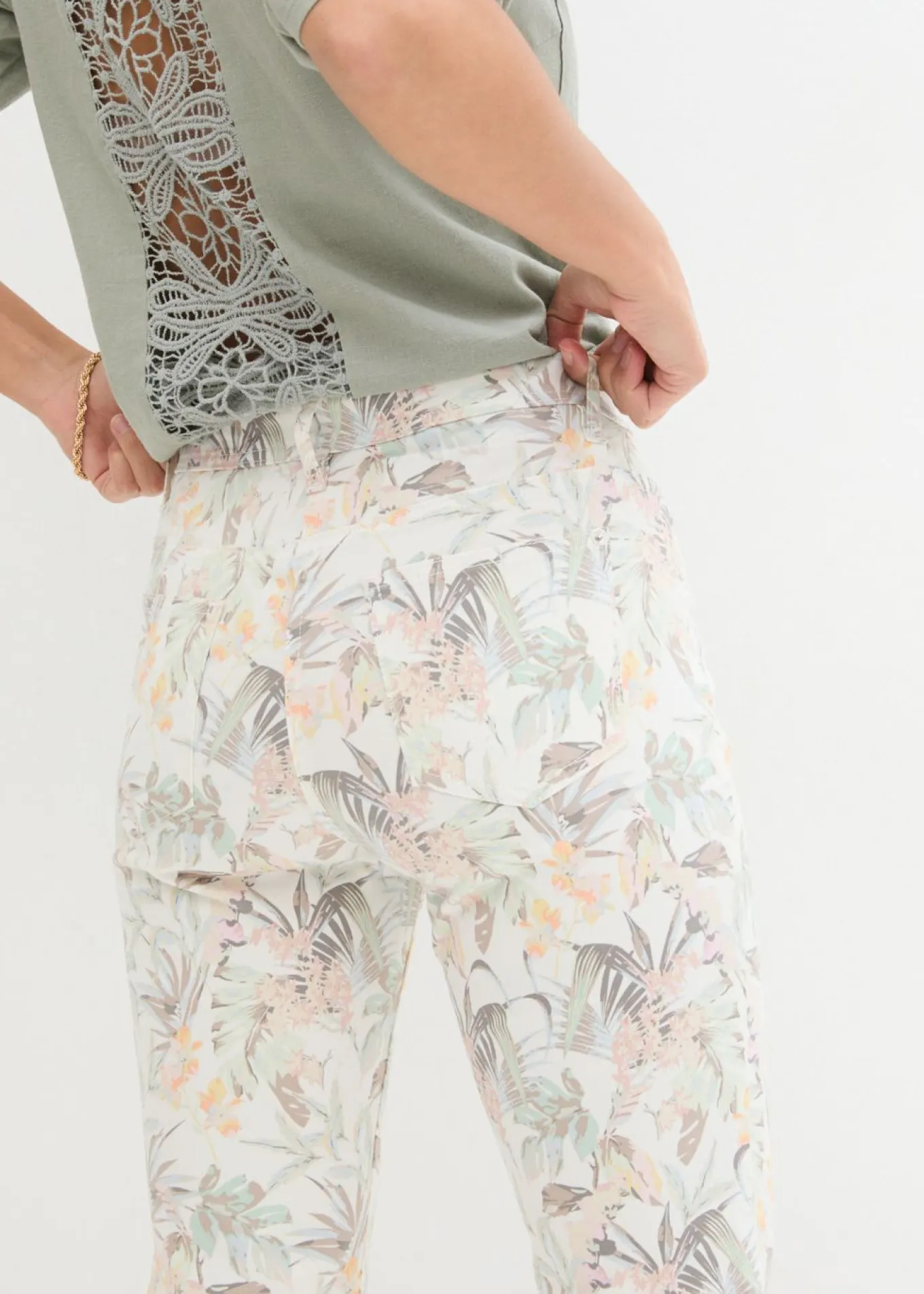 Pantalón capri
