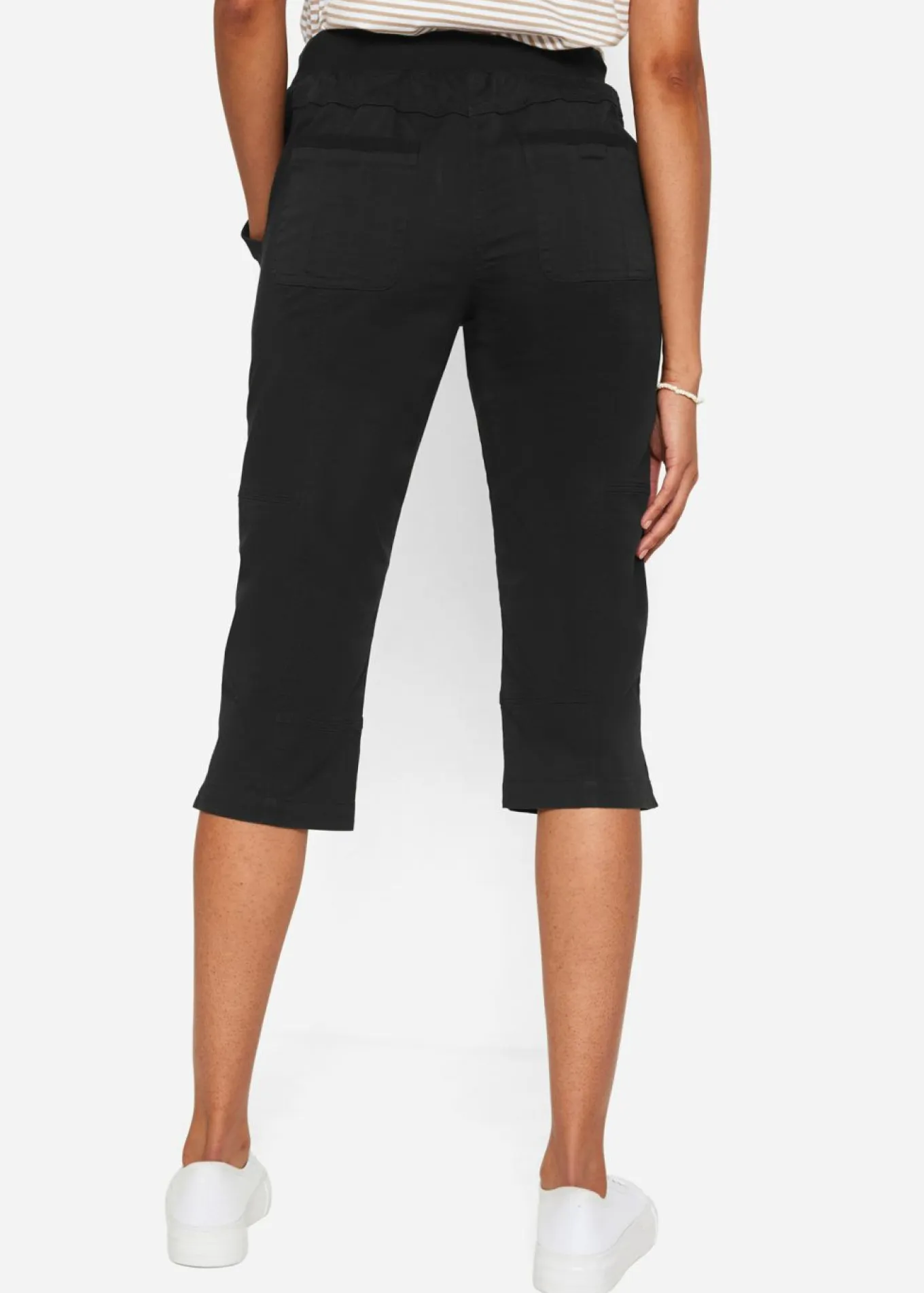 Pantalón capri con cordón