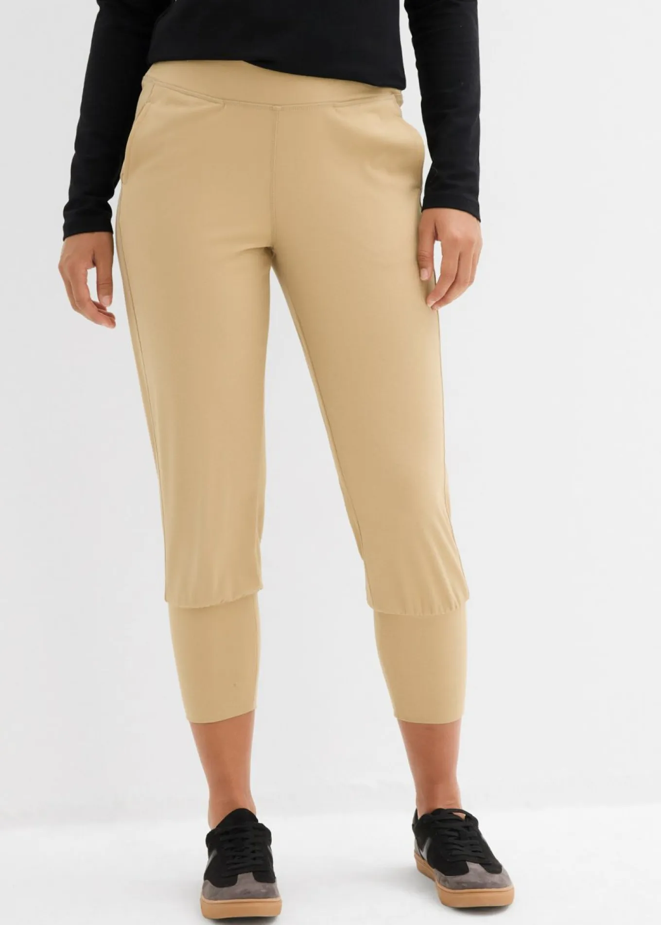 Pantalón capri de material suave