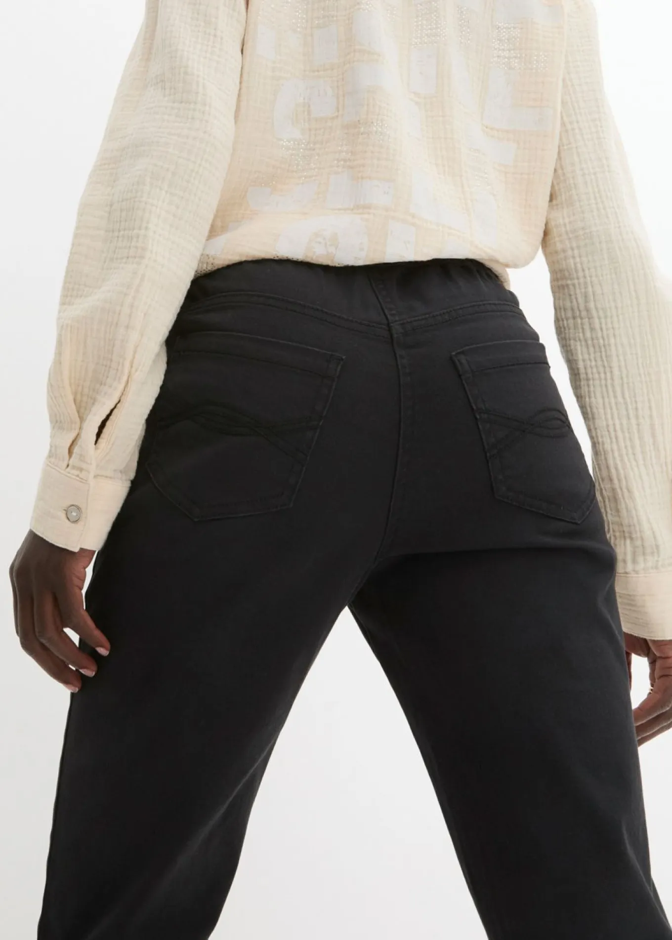 Pantalón capri sin cierre con elástico