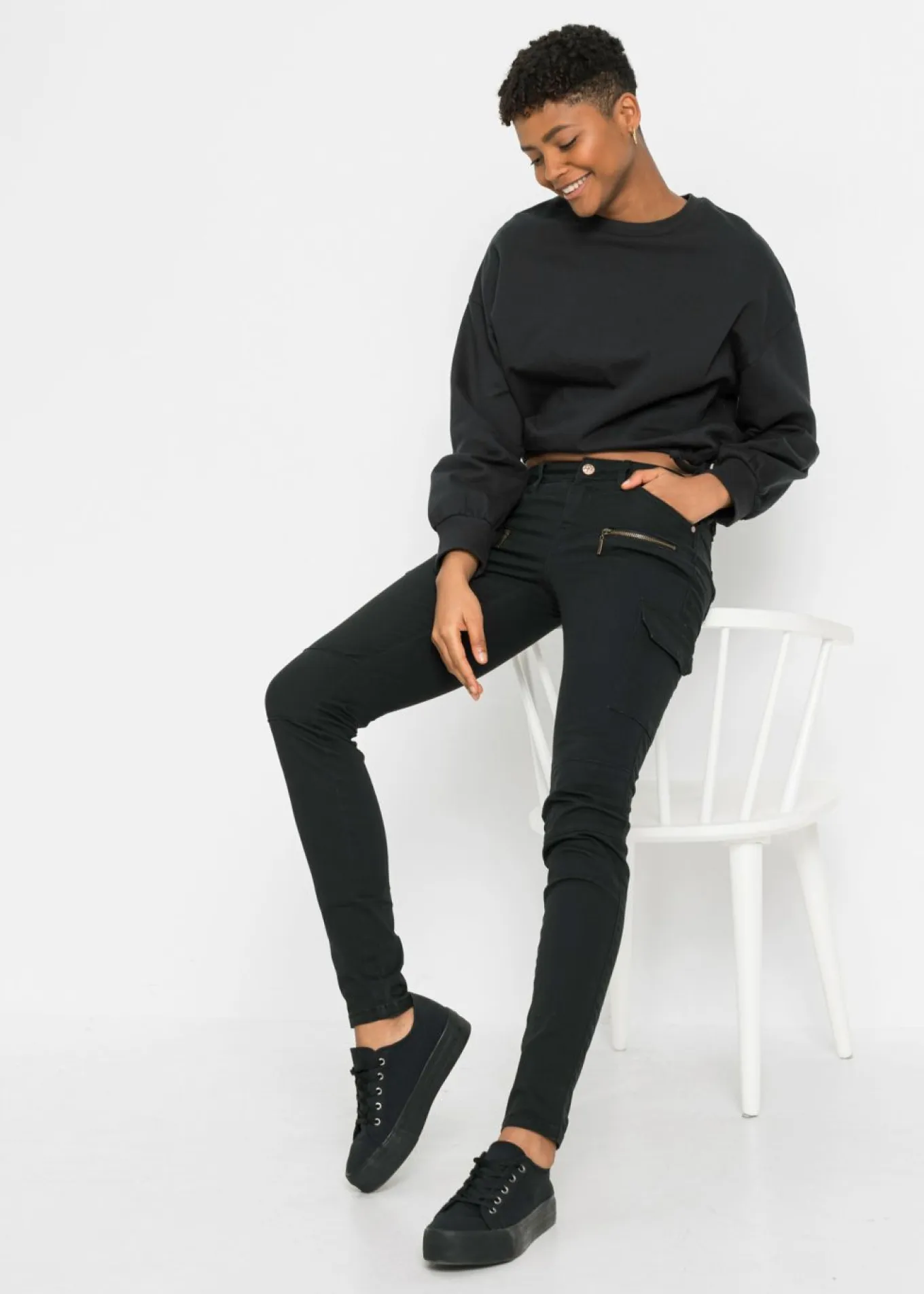 Pantalón cargo en mezcla de algodón elástico