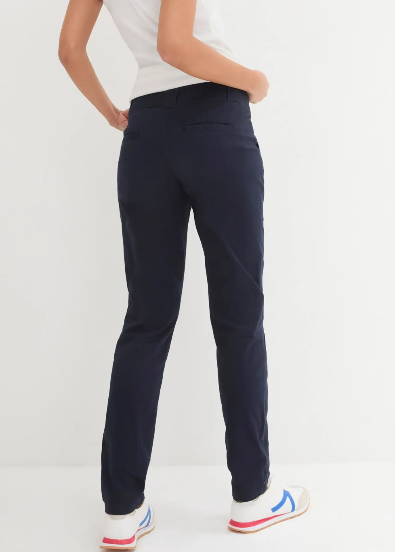 Pantalón chino elástico