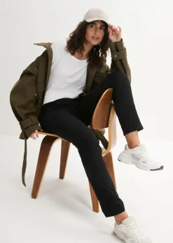 Pantalón chino elástico