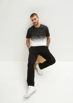 Pantalón chino elástico con corte recto y relajado