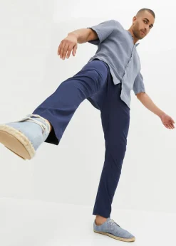 Pantalón chino elástico, regular fit, straight