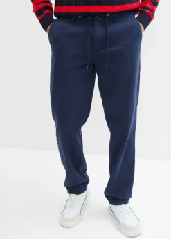 Pantalón chino, relaxed fit, de algodón puro, straight