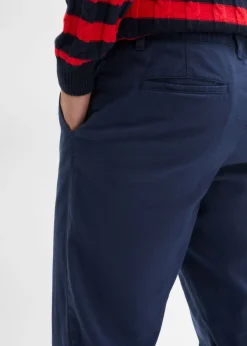 Pantalón chino, relaxed fit, de algodón puro, straight