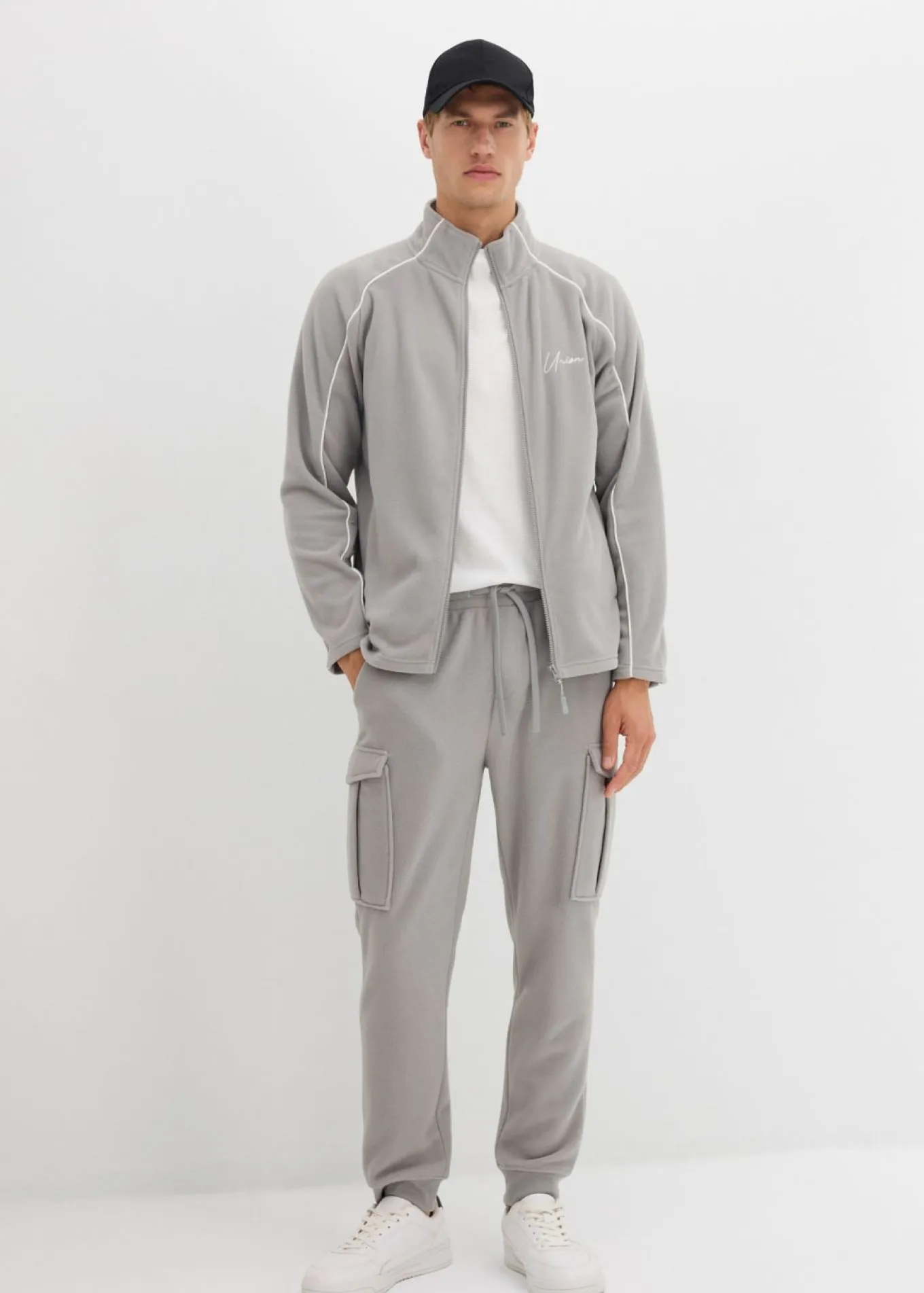 Pantalón cálido tipo cargo de felpa con corte regular