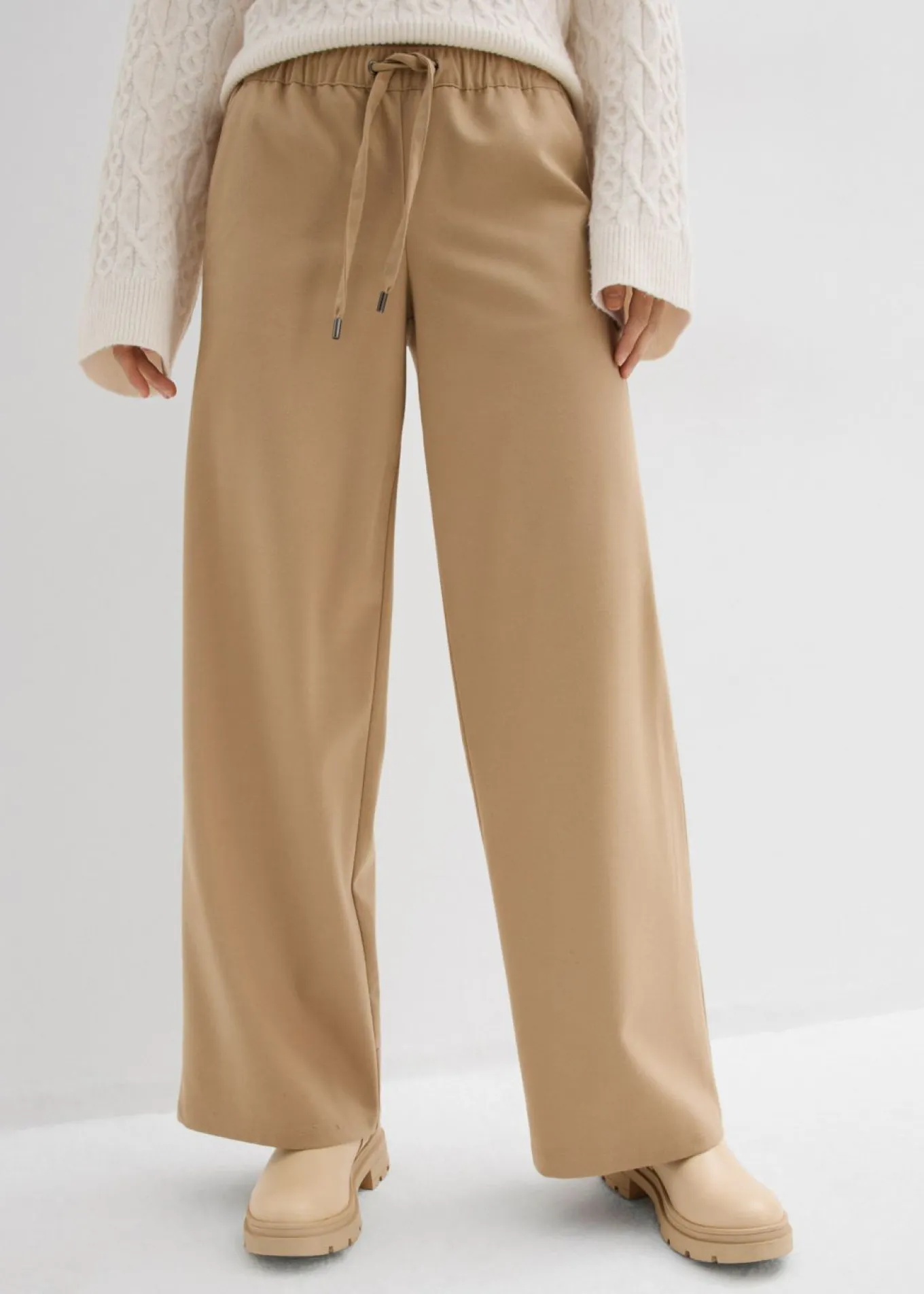 Pantalón con aspecto de lana y cinturilla cómoda