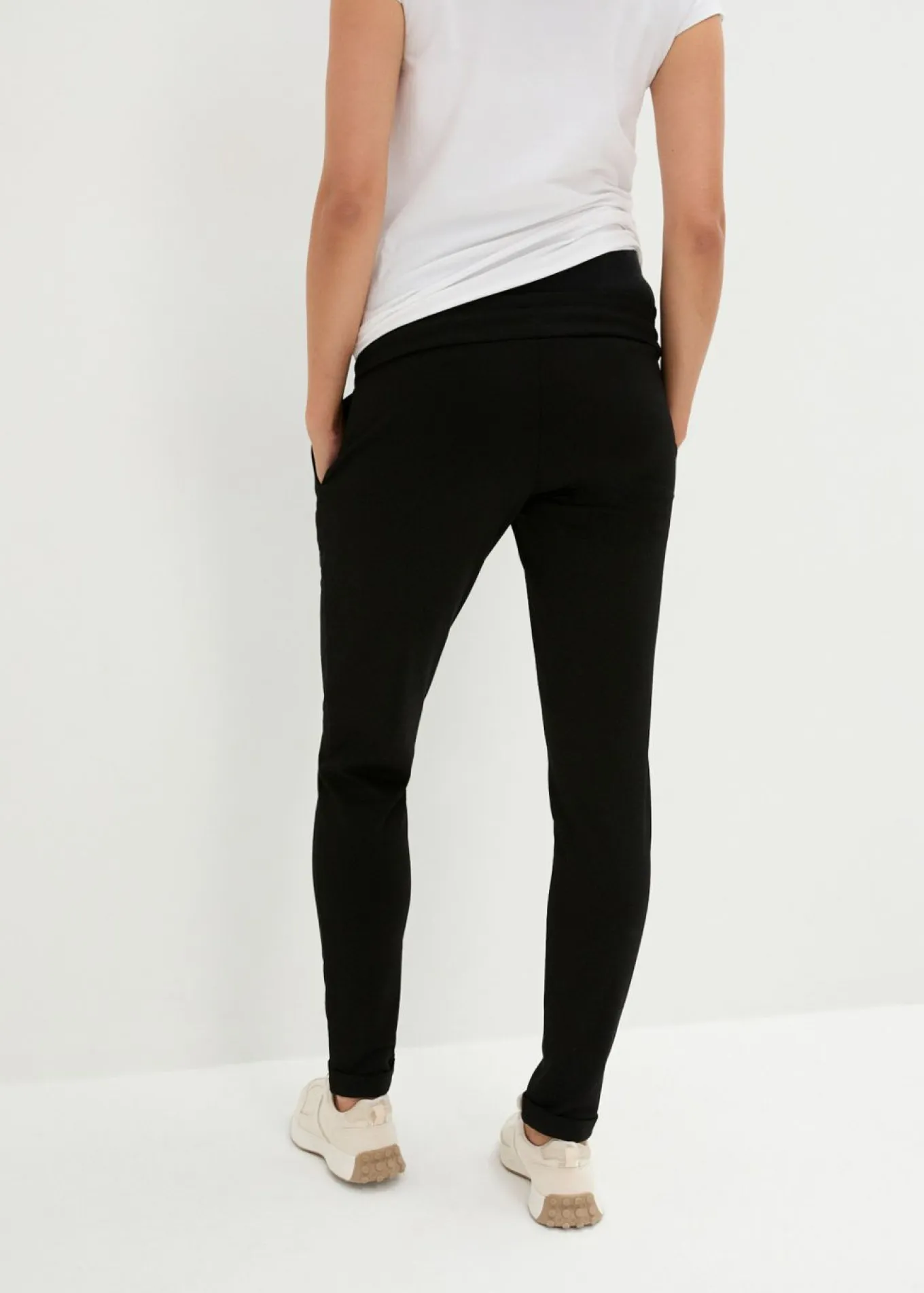 Pantalón con cintura elástica