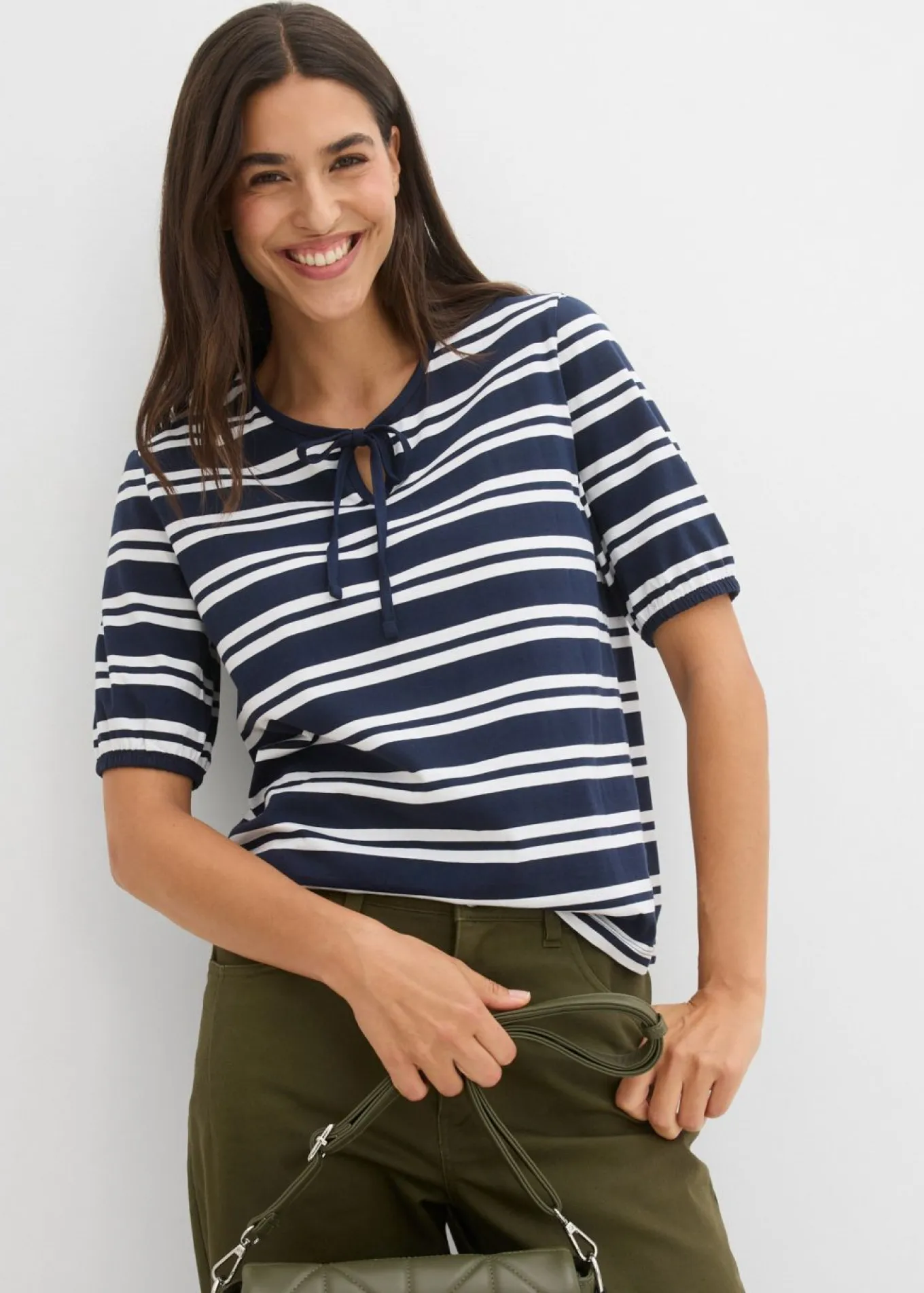 Pantalón con cinturilla cómoda y corte barrel