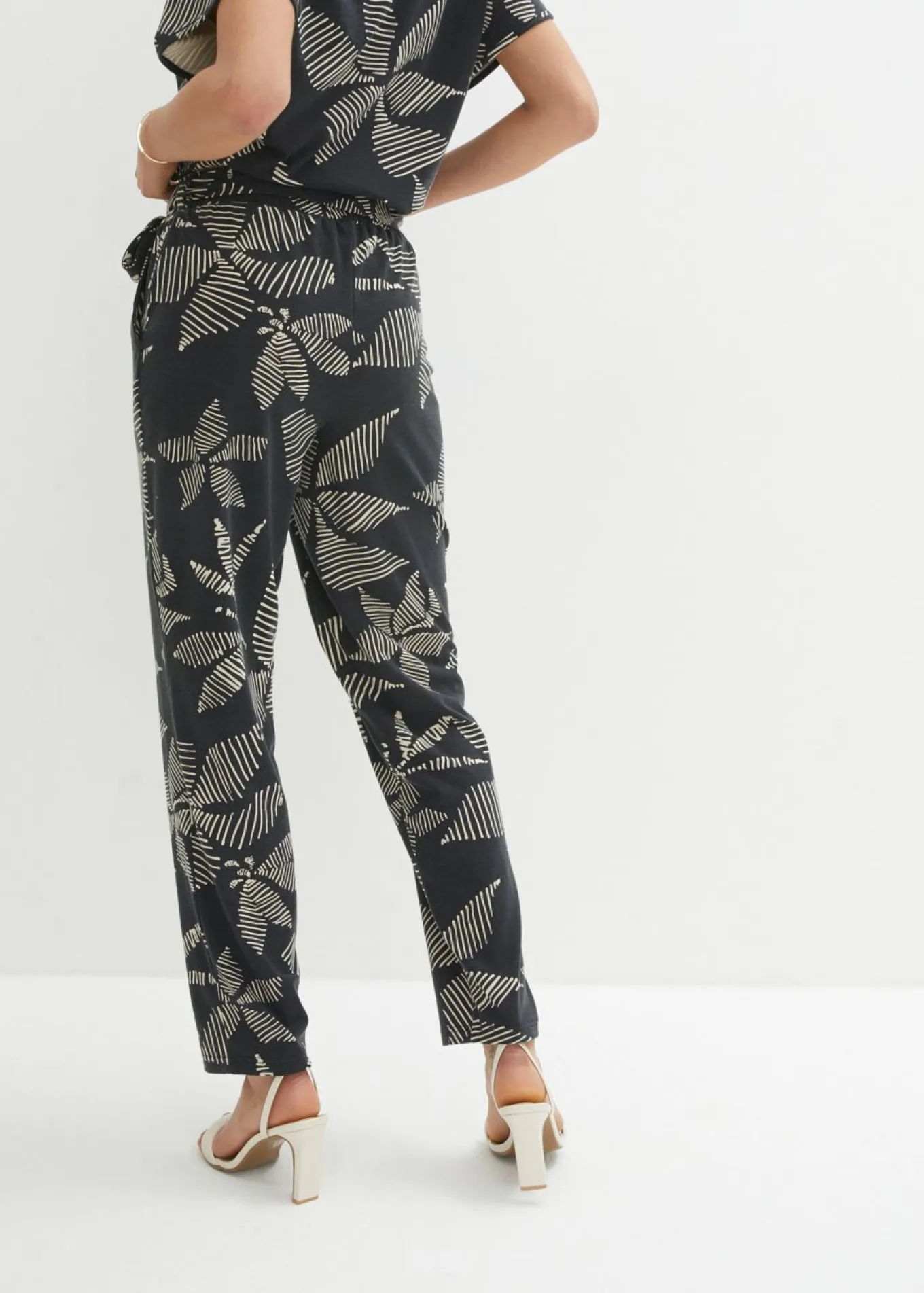 Pantalón con cinturilla elástica