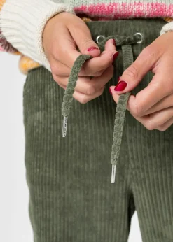 Pantalón con cinturilla elástica y aspecto de pana