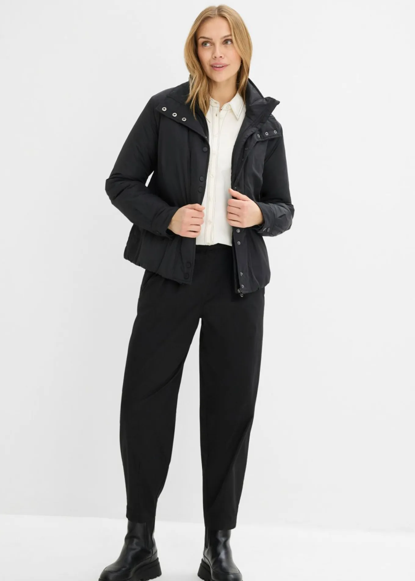 Pantalón con corte barrel y cintura cómoda