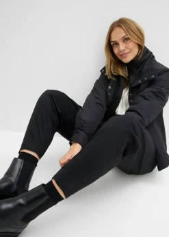 Pantalón con corte barrel y cintura cómoda
