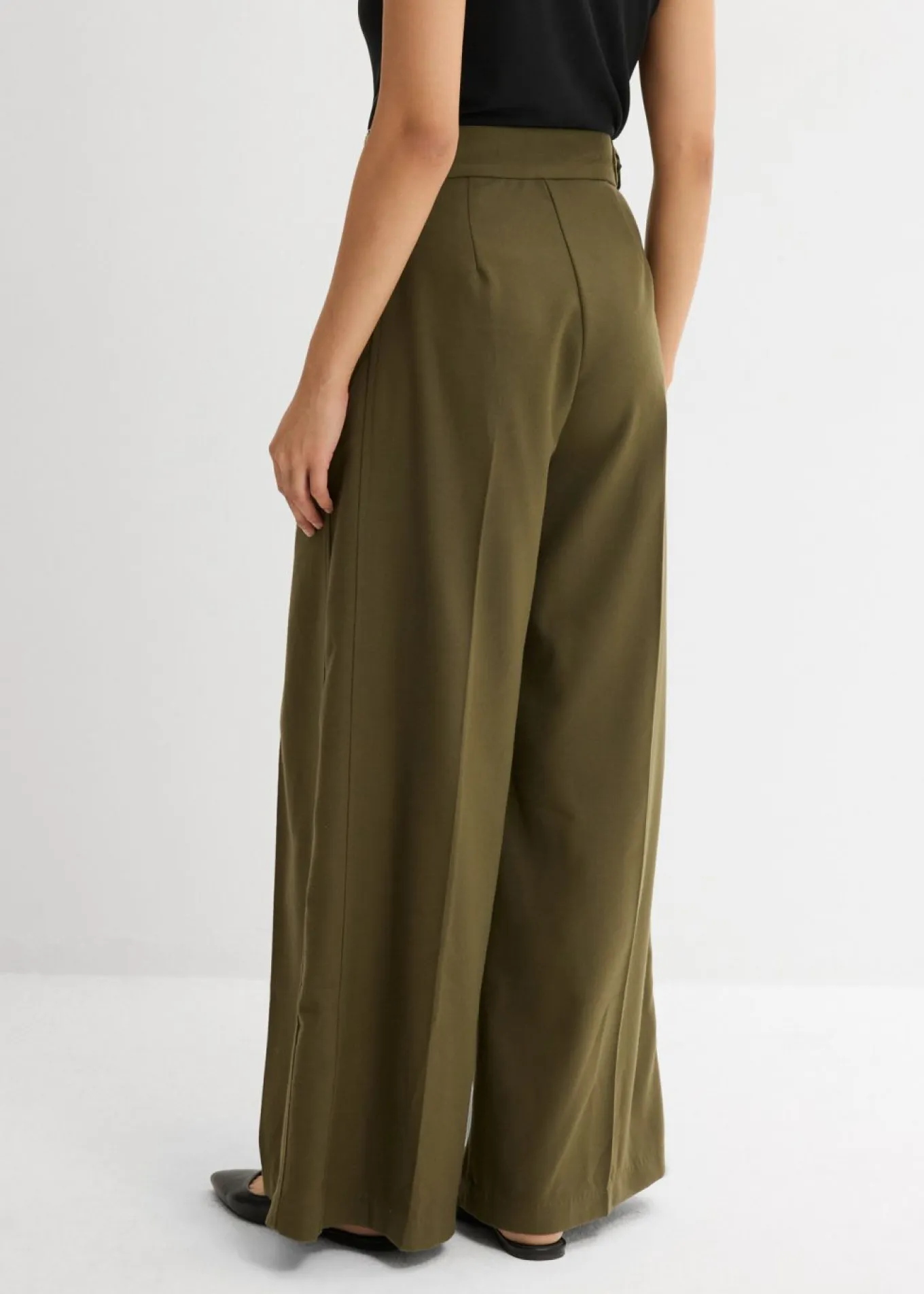 Pantalón con hebilla lateral de mezcla de viscosa