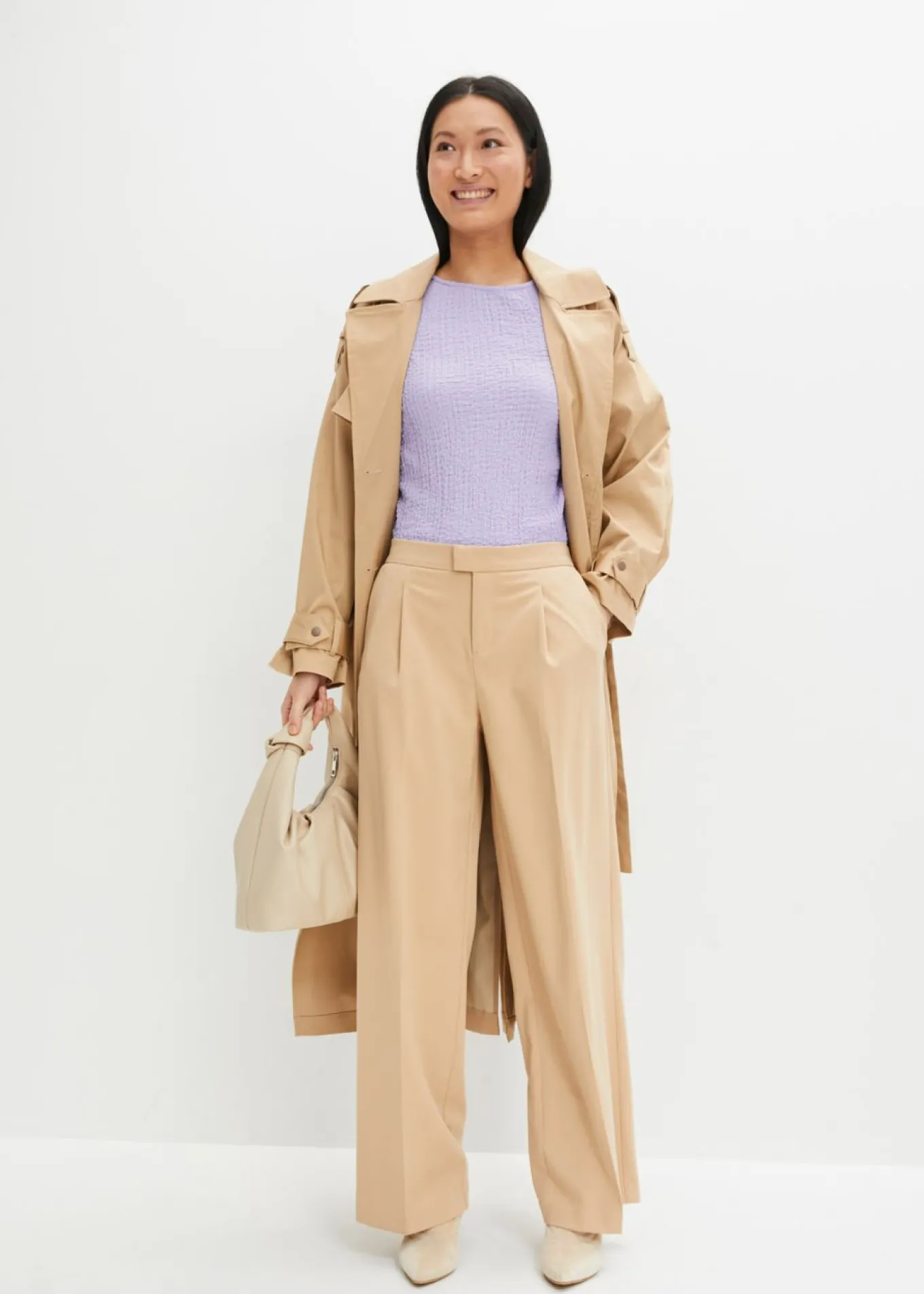 Pantalón con pinzas y cinturilla cómoda