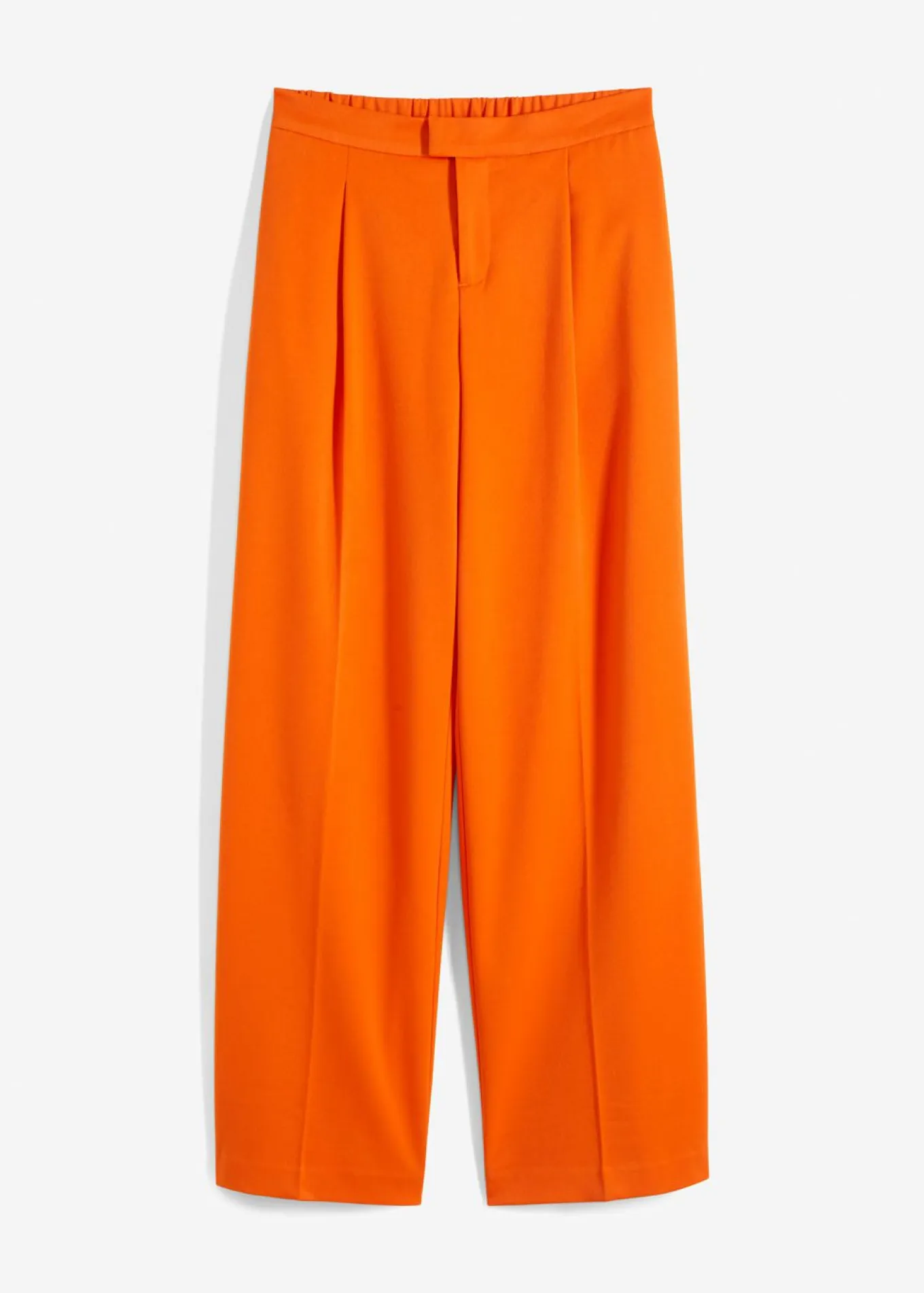 Pantalón con pinzas y cinturilla cómoda