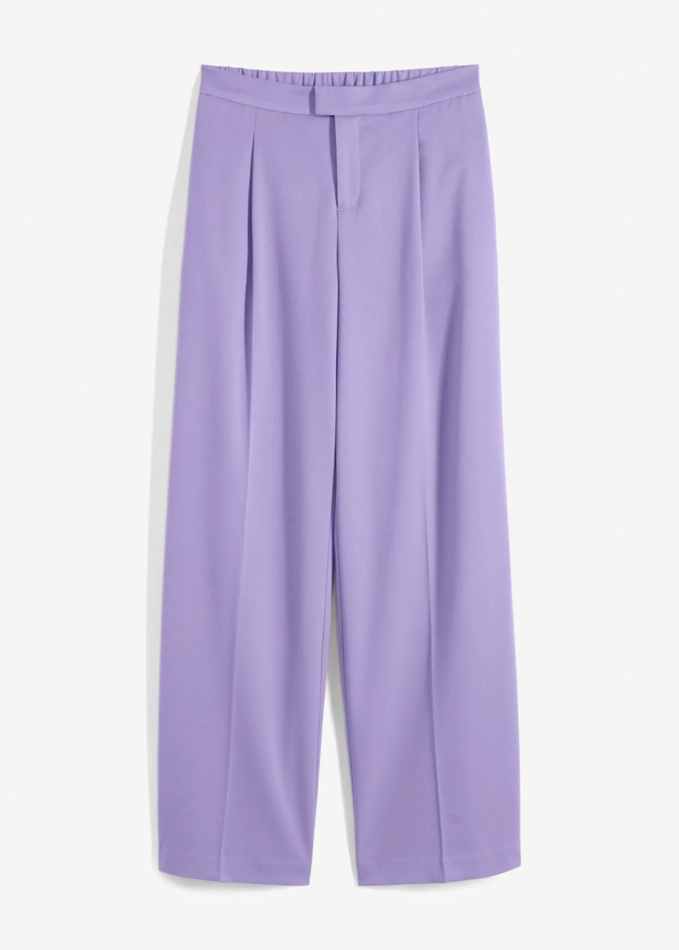 Pantalón con pinzas y cinturilla cómoda