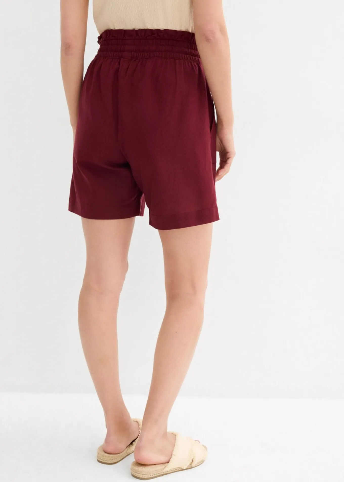 Pantalón corto con lino