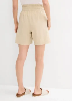 Pantalón corto con lino