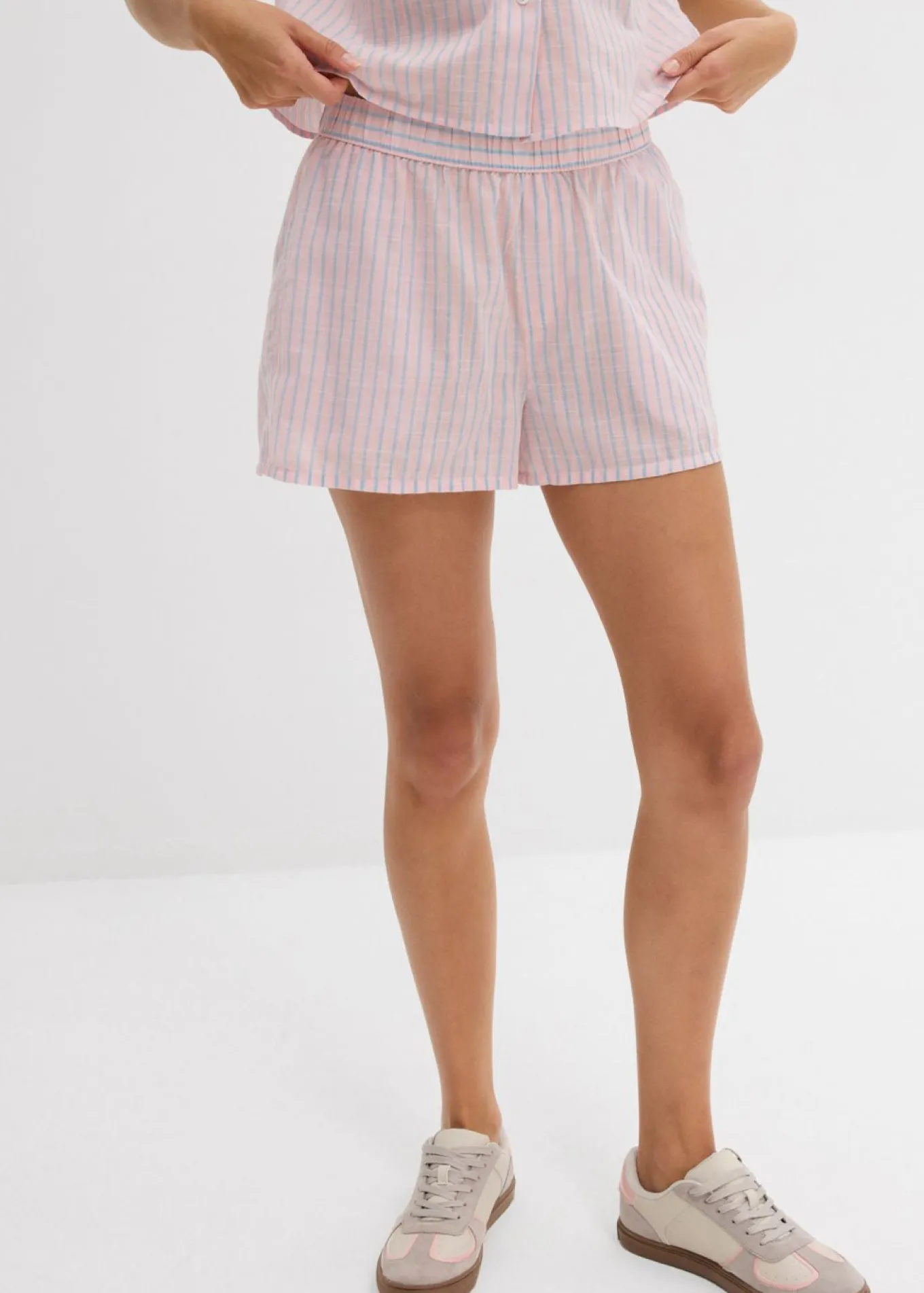 Pantalón corto de algodón puro