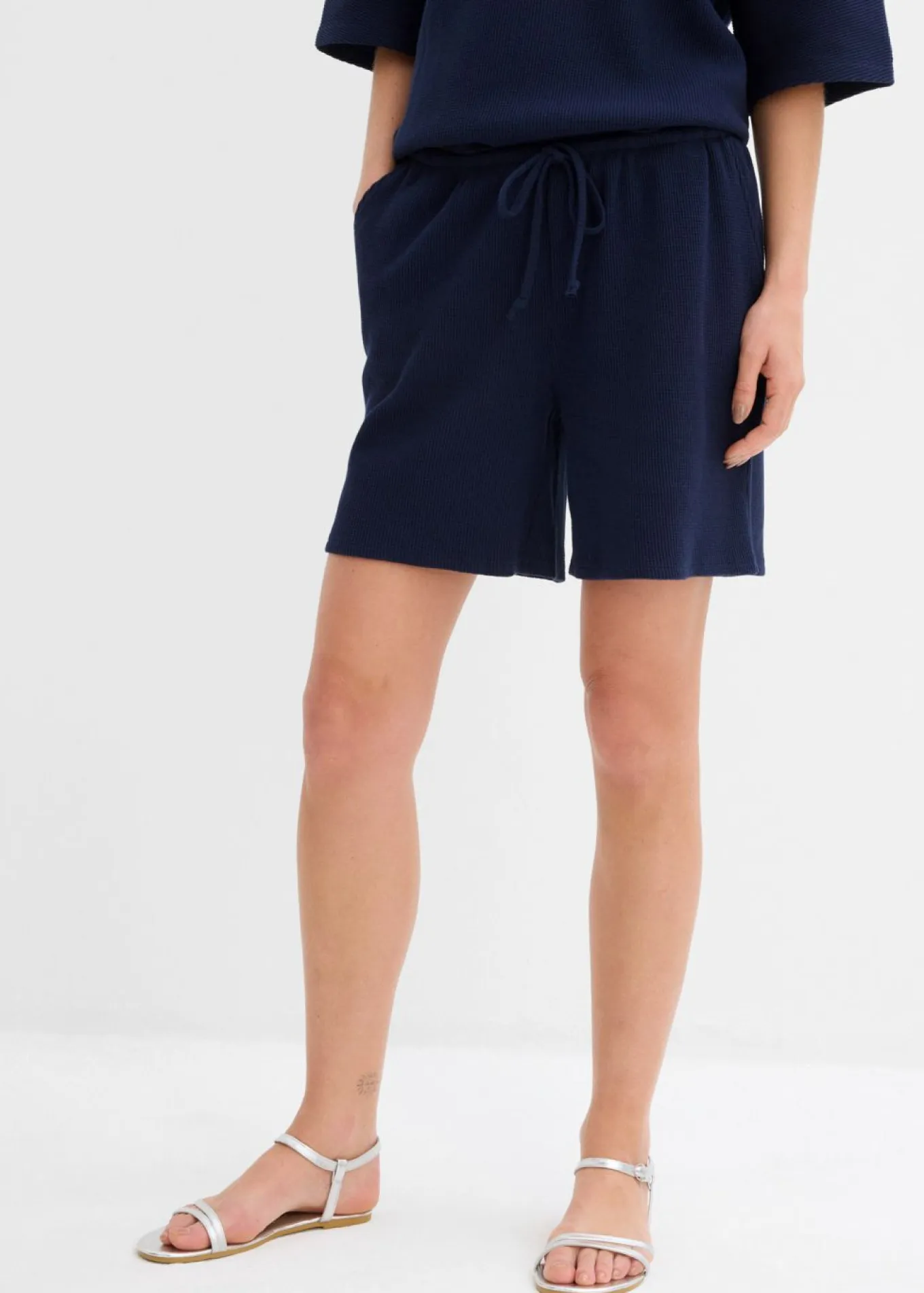 Pantalón corto de algodón puro con estructura