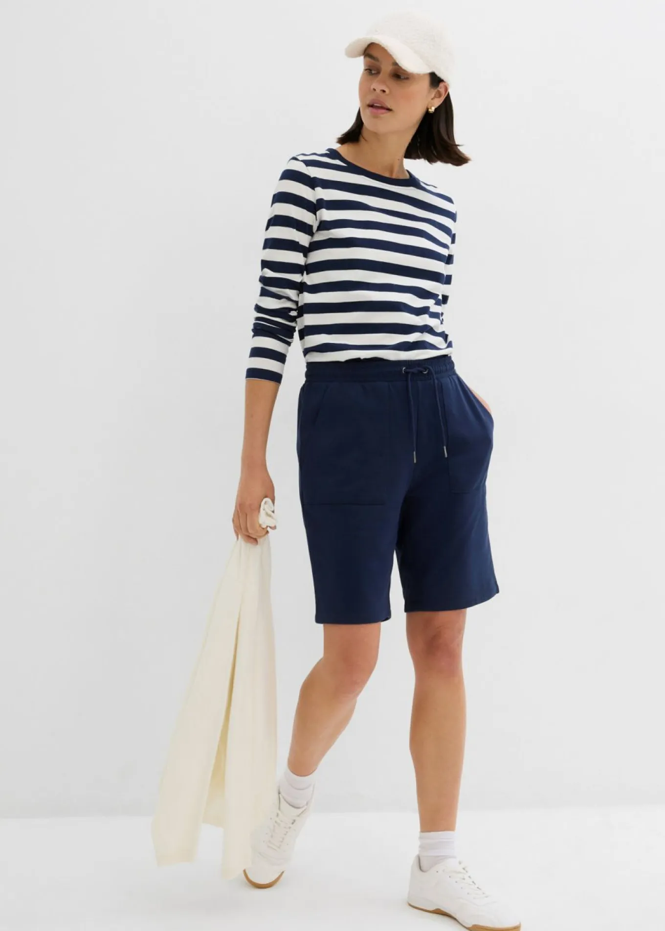 Pantalón corto de chándal con bolsillos