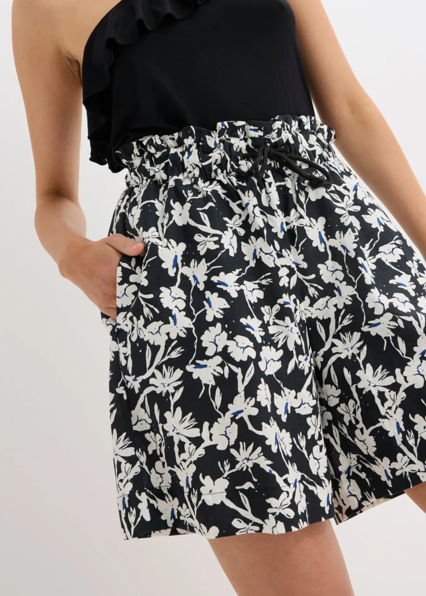 Pantalón corto de lino