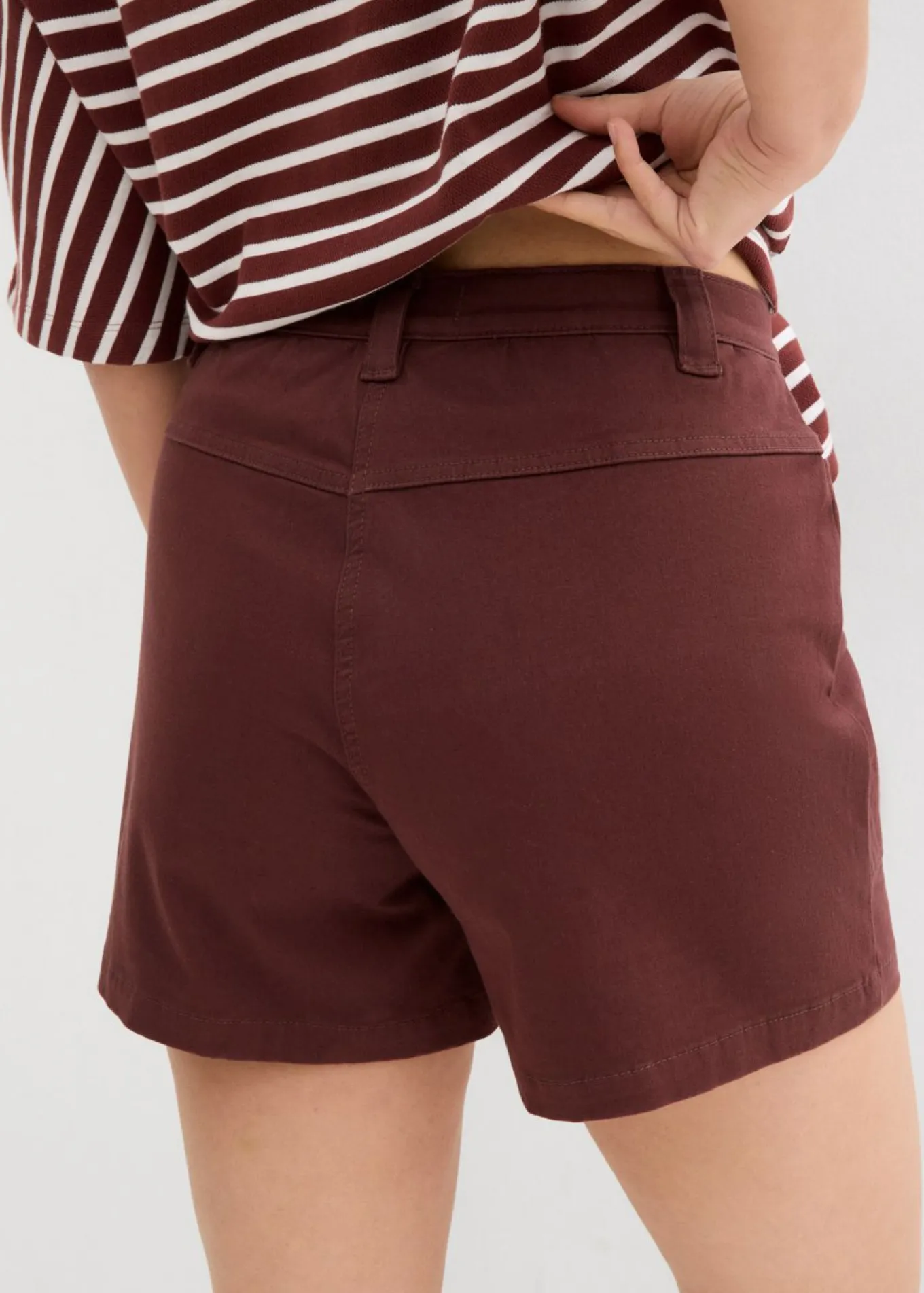 Pantalón corto de sarga