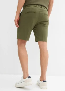 Pantalón corto elegante con corte relajado