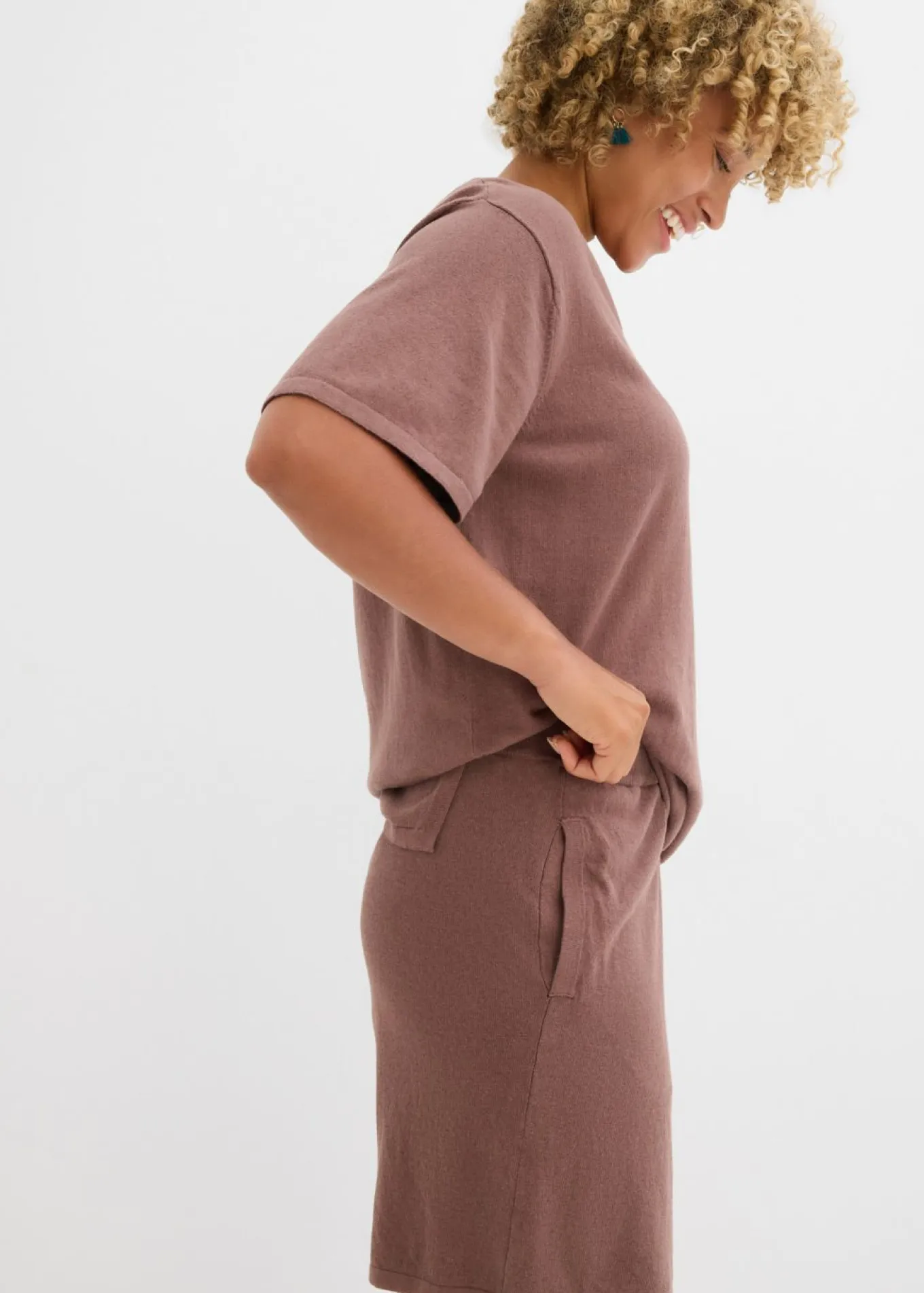 Pantalón corto sin cierre de punto fino