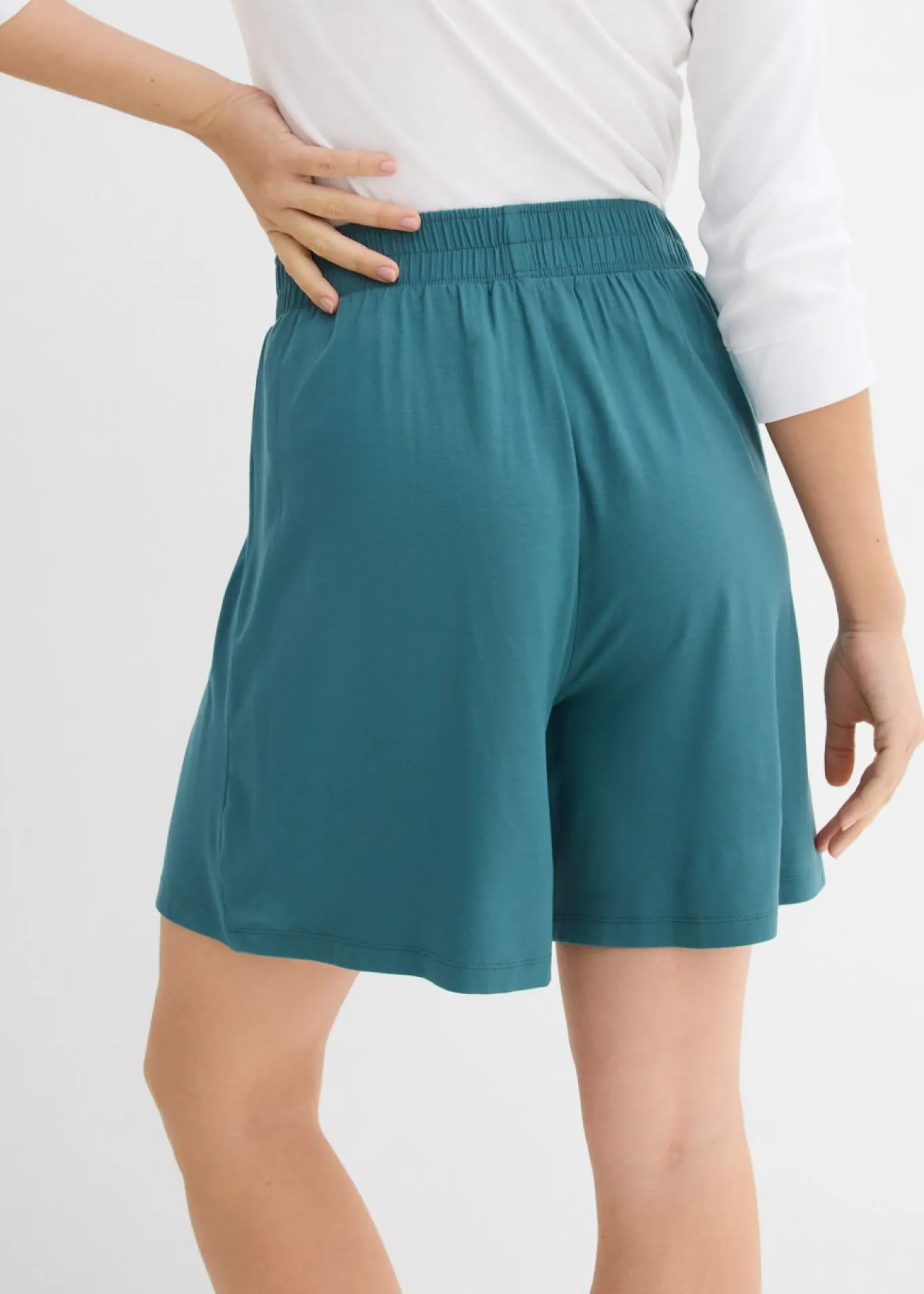 Pantalón corto sin cierre de mezcla de viscosa suave