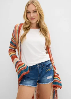 Pantalón corto vaquero con bordado