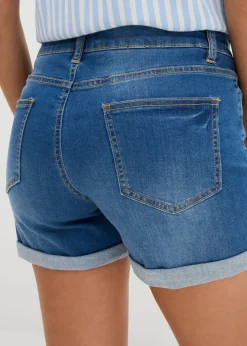 Pantalón corto vaquero con talle medio