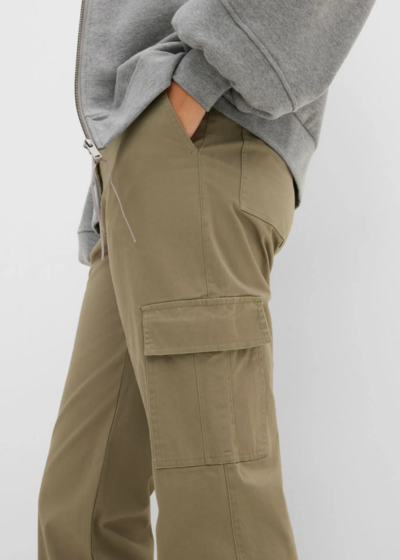 Pantalón de algodón elástico con estilo cargo