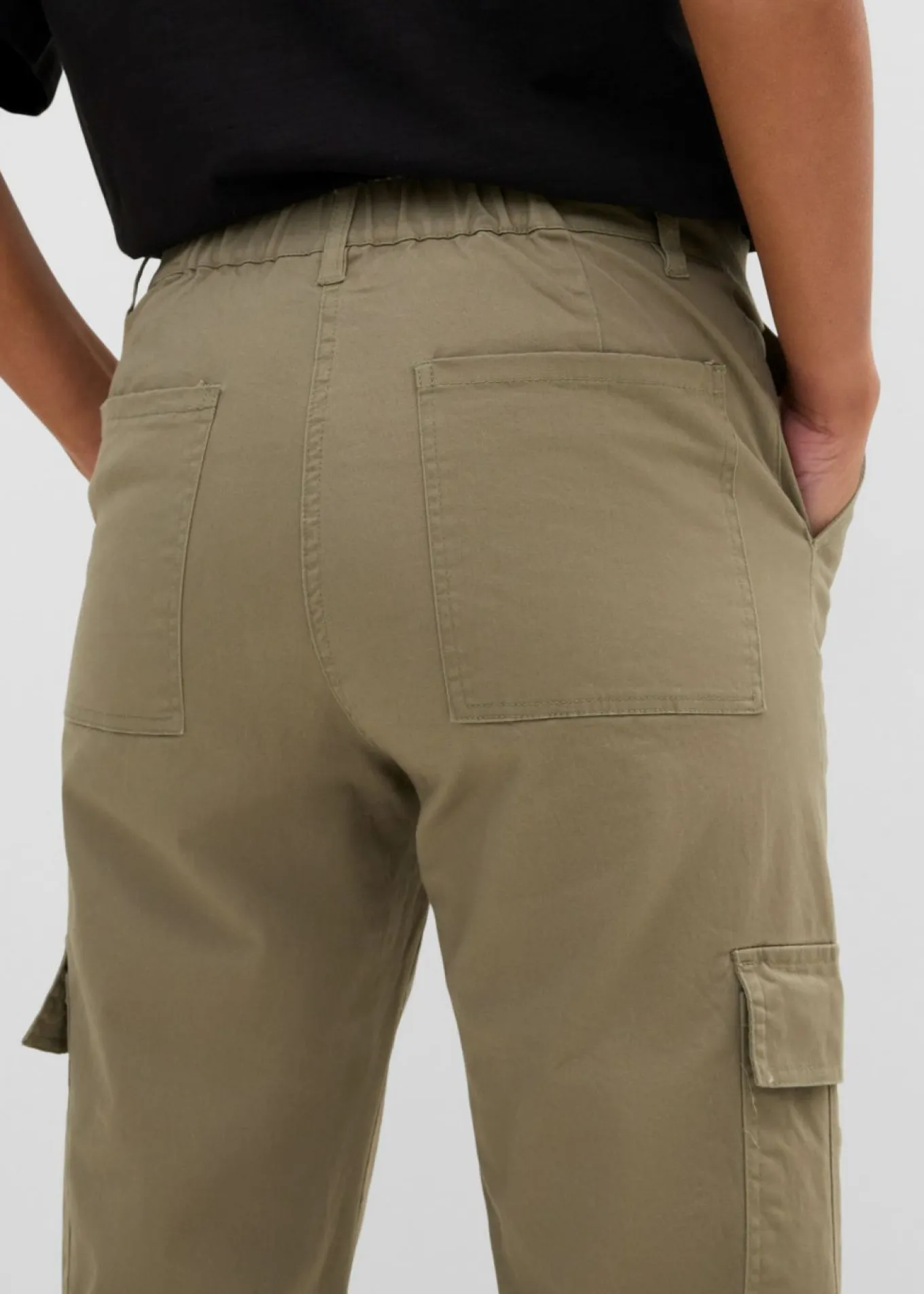 Pantalón de algodón elástico con estilo cargo