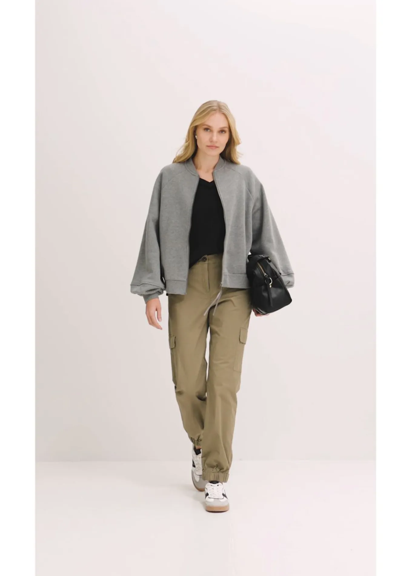Pantalón de algodón elástico con estilo cargo