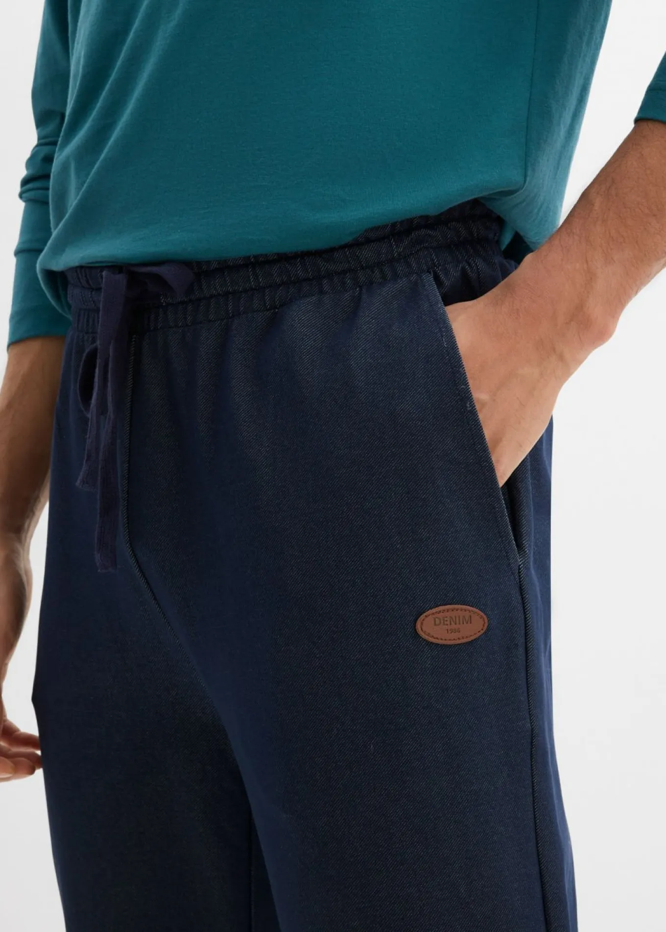 Pantalón de chándal con aspecto vaquero
