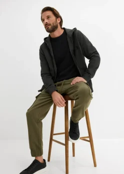 Pantalón de chándal con bolsillos tipo cargo y corte holgado