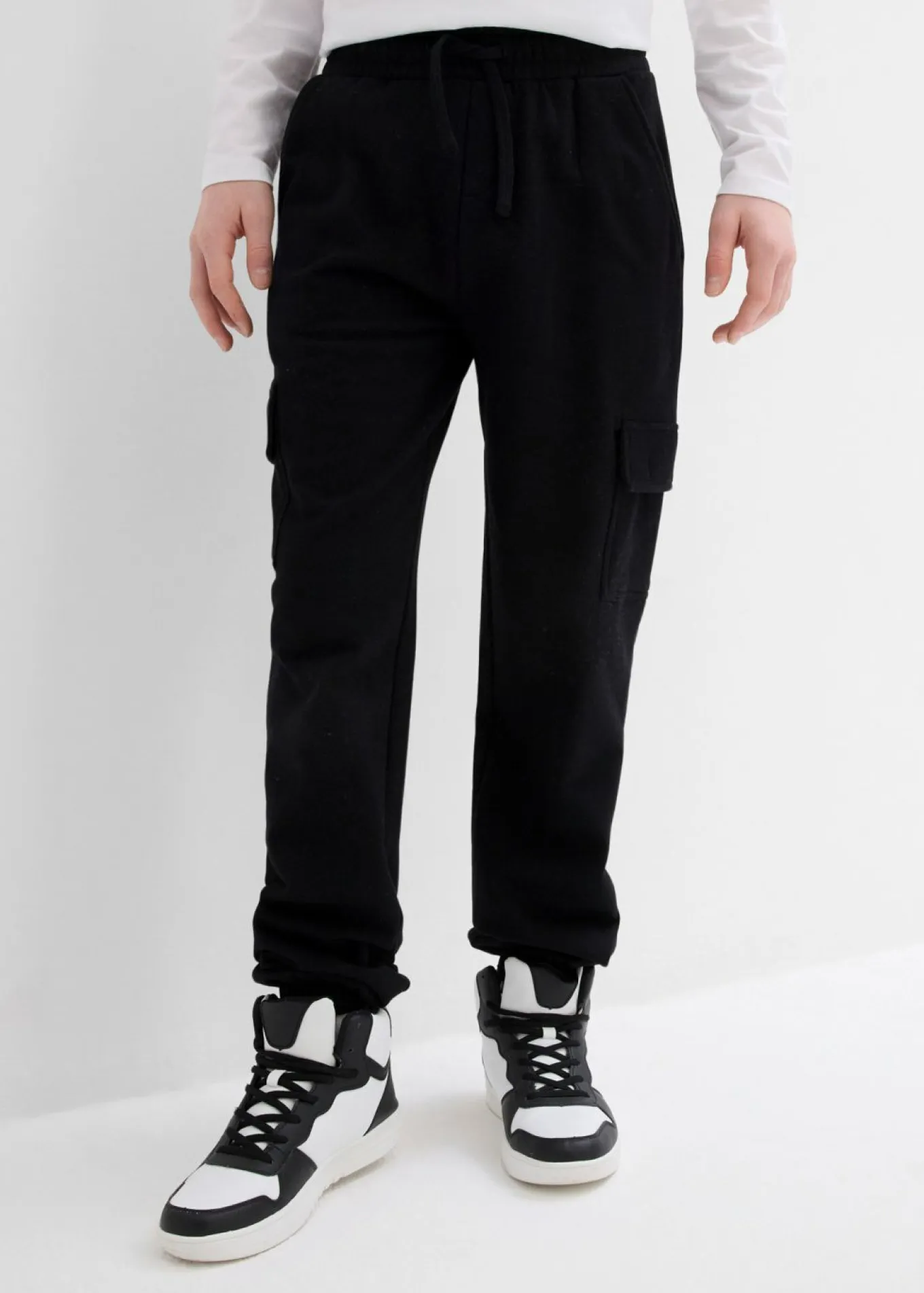 Pantalón de chándal con bolsillos tipo cargo