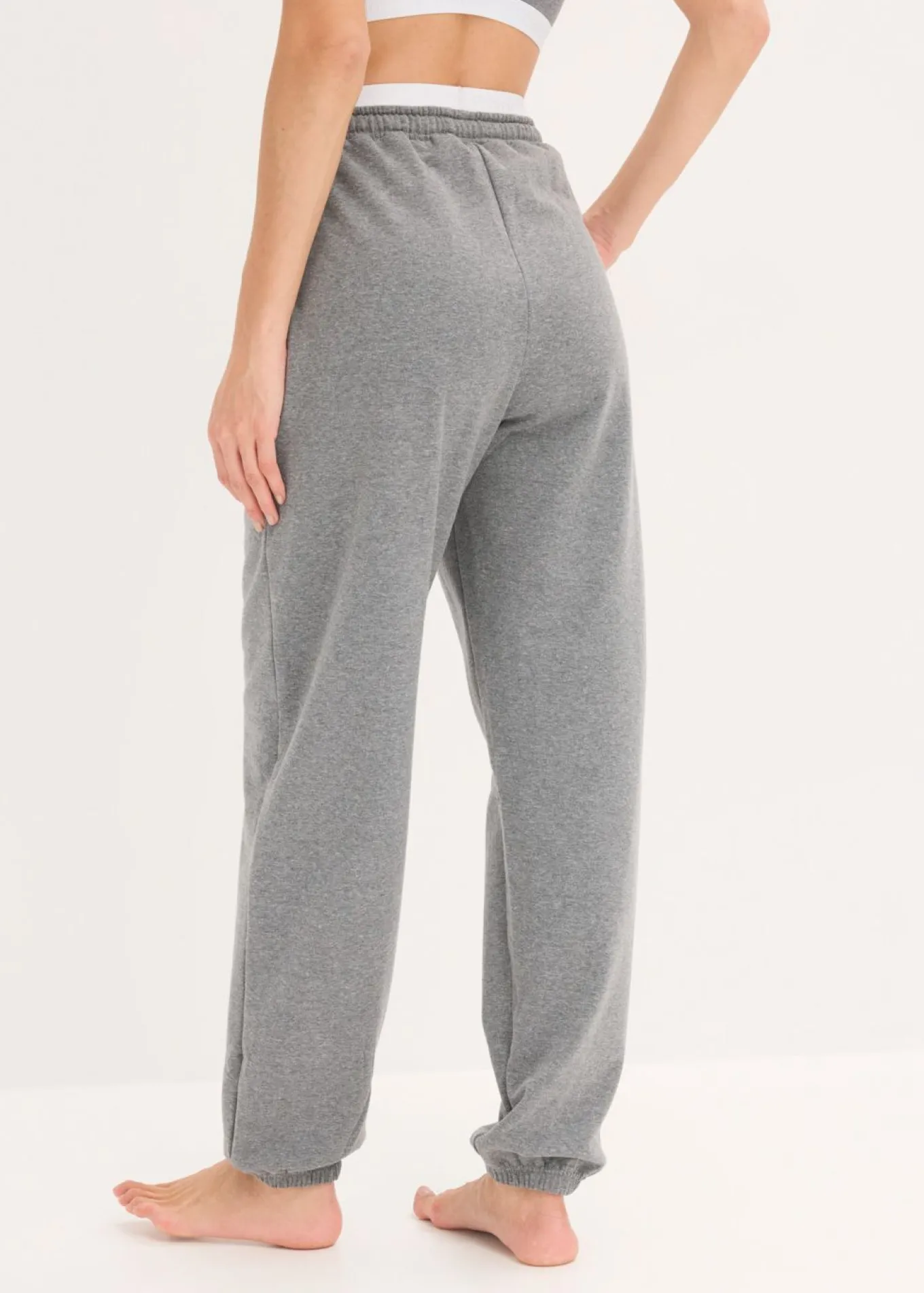 Pantalón de chándal con bolsillos