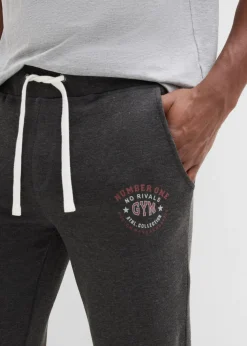 Pantalón de chándal con detalles deportivos