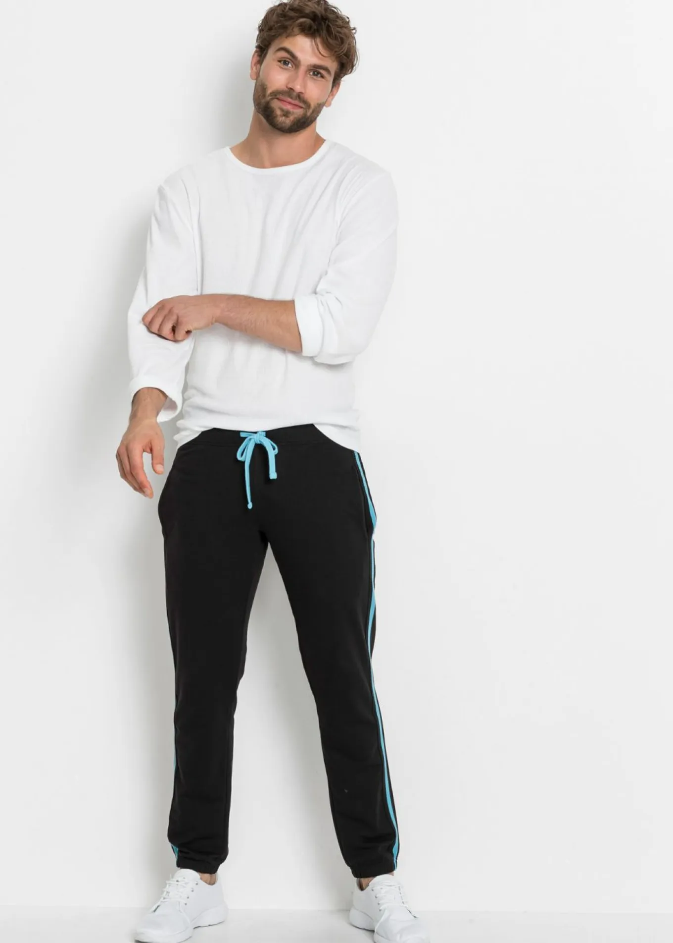 Pantalón de chándal con detalles en contraste