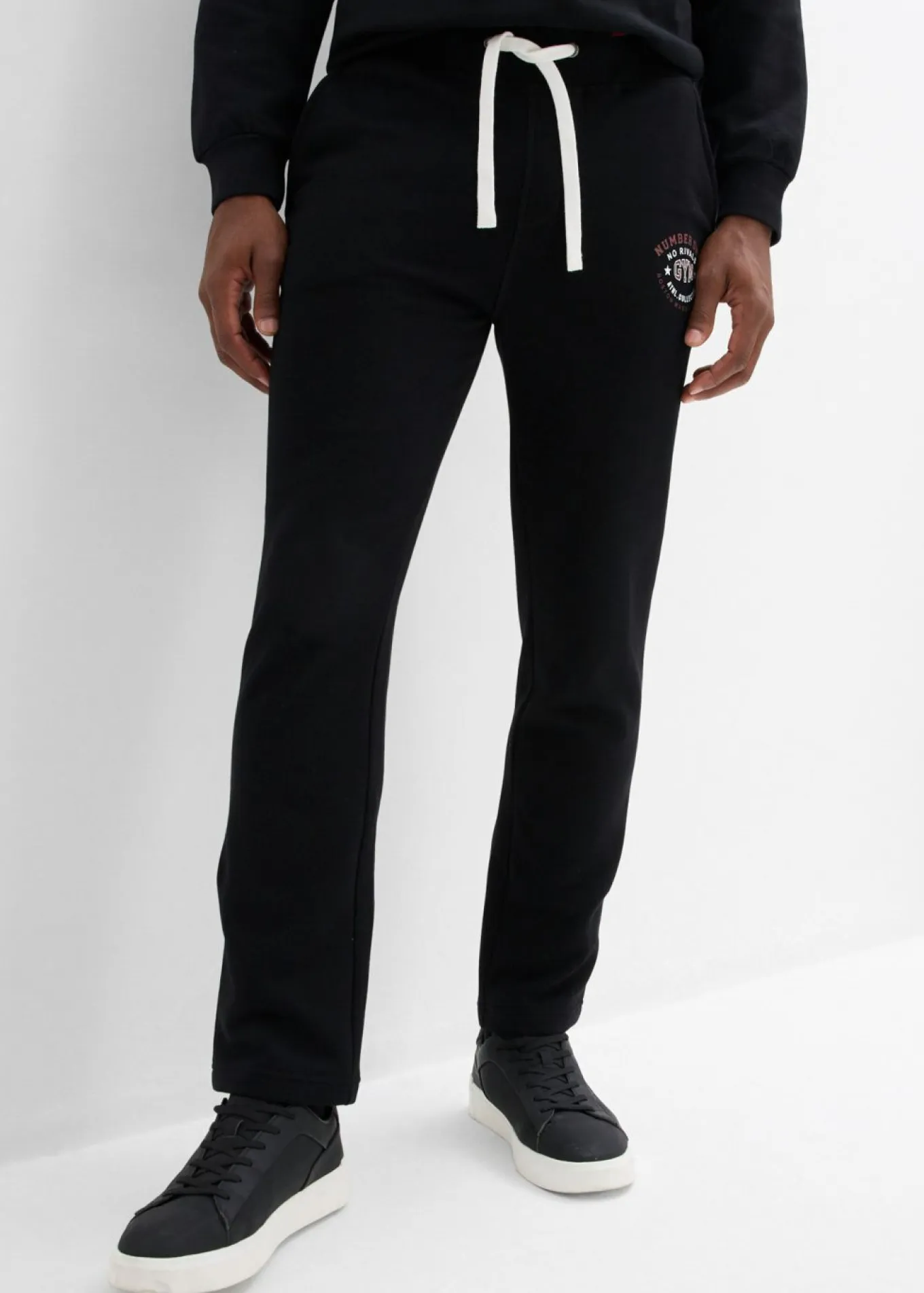 Pantalón de chándal con detalles deportivos